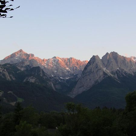 Ferienwohnung Almhuettenweg Dreitorspitze Garmisch-Partenkirchen Dış mekan fotoğraf